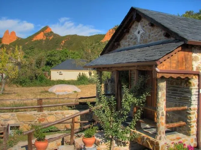 Complejo Rural Agoga De Medulas 乡村民宿 *